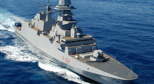 La fregata Fasan nel Mar Rosso: le armi, il sistema Bomb-Jammer e la missione della nave italiana nell'operazione Prosperity Guardian