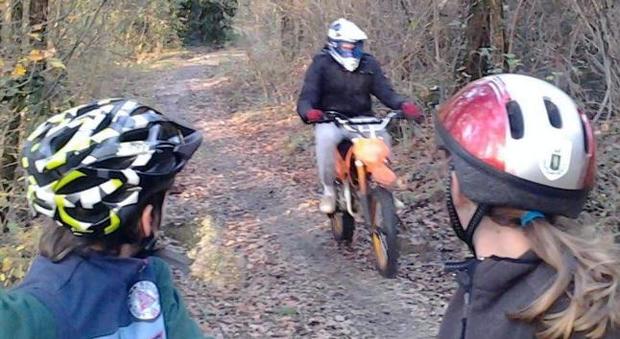 La crociata del Parco dei Colli Confiscate le moto fracassone