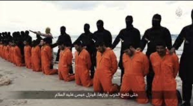 Santi anche per la Chiesa i 21 copti ortodossi sgozzati dalla Jihad in Libia, è la prima volta