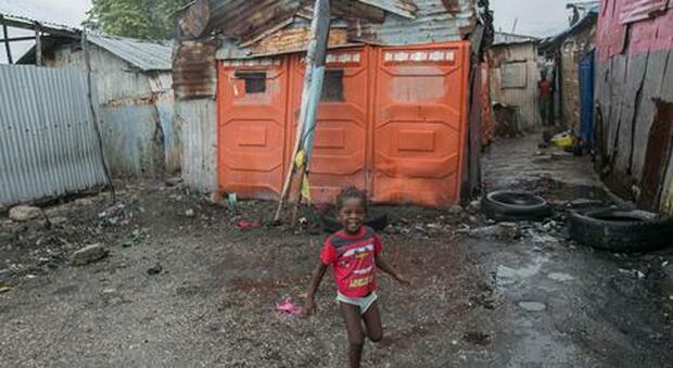 Terremoto Haiti: «Bisogno di acqua, cibo e riparo per i bambini». L'appello di Save the Children