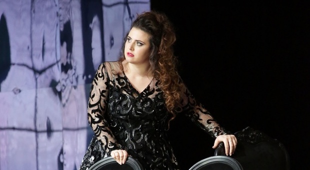 Il soprano Roberta Mantegna: «Il mio surreale debutto alla Scala»