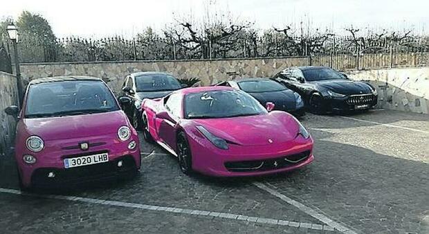Ferrari e Maserati nell'area comunale: il mistero spagnolo delle auto di lusso a Marano