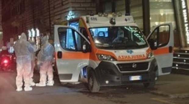 Coronavirus, caso sospetto a Roma: turista cinese si sente male a Via Cavour. Ricoverato allo Spallanzani
