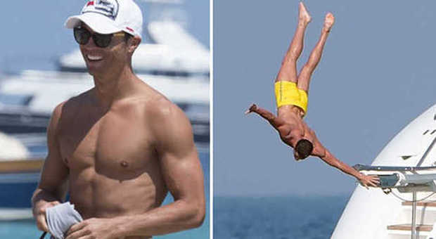 Cristiano Ronaldo, fisico d'acciaio e tuffo mozzafiato in barca a Saint Tropez