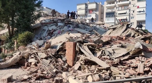 Terremoto tra Grecia e Turchia: allarme tsunami anche in Puglia. Ma le autorità assicurano: da noi nessun rischio
