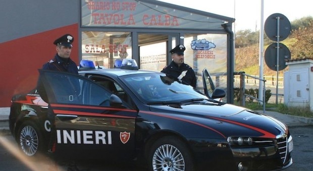 Monterotondo, controlli dei carabinieri: 5 arresti per furto e spaccio di droga