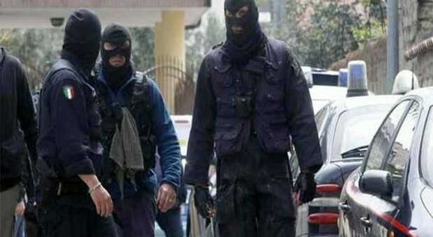 Blitz dei carabinieri del Ros contro la 'Ndragheta: arresti e perquisizioni anche nelle Marche
