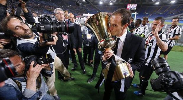 La Juve alza la decima Coppa Italia 2-1 gol decisivo di Matri ai supplementari Lazio delusa e sfortunata