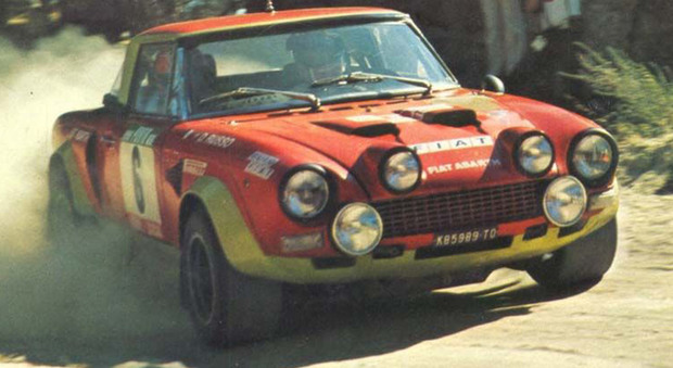 La Fiat 124 Abarth spider al Rally di Portogallo del 1975