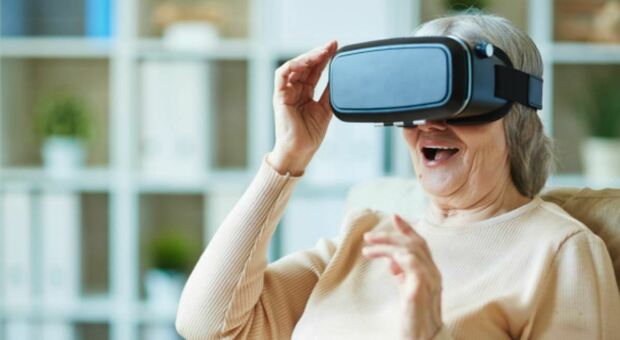 Realtà virtuale nelle case di riposo di Montecosaro e Fermo. Foto generica