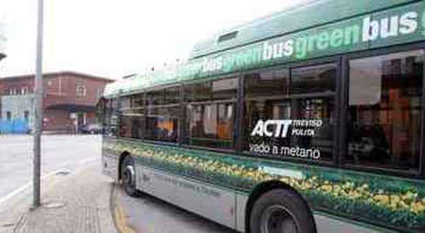 Un autobus dell'Actt (Unionpress)