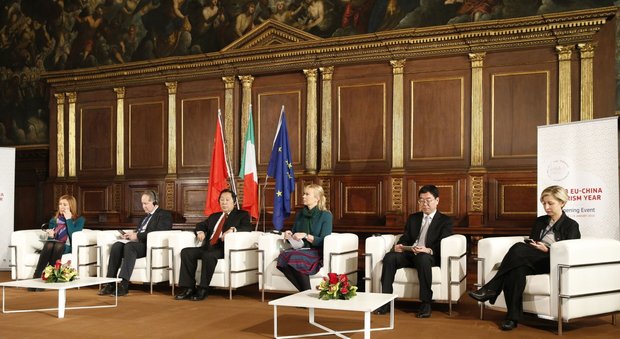 Cina, vertice con sgarbo a Venezia: non si presenta alcun ministro italiano