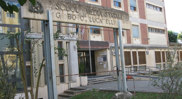 Benevento, allarme sicurezza: due scuole a rischio chiusura