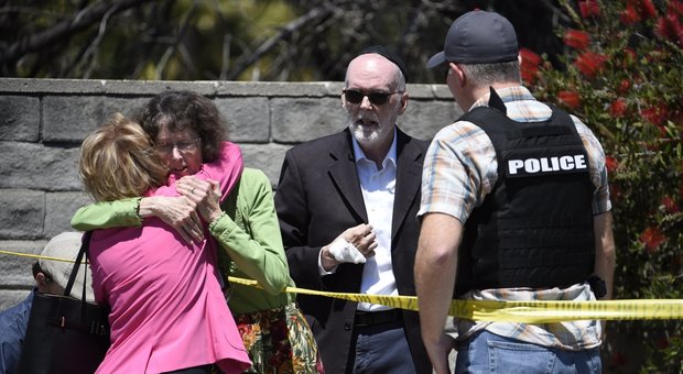 Sparatoria vicino a una sinagoga a San Diego: diversi feriti, fermato un uomo