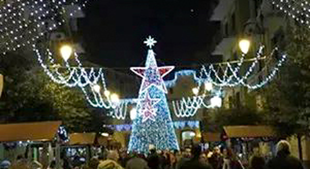 Sabato notte bianca a Nocera Inferiore per lo shopping di Natale