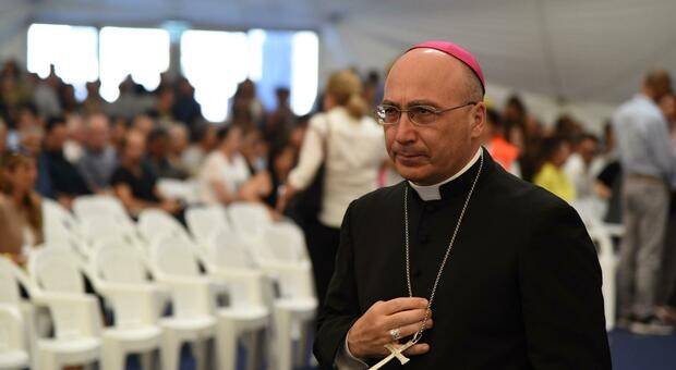 Lagnese nuovo vescovo di Caserta: «Lavorerò per una terra ferita da troppi mali»