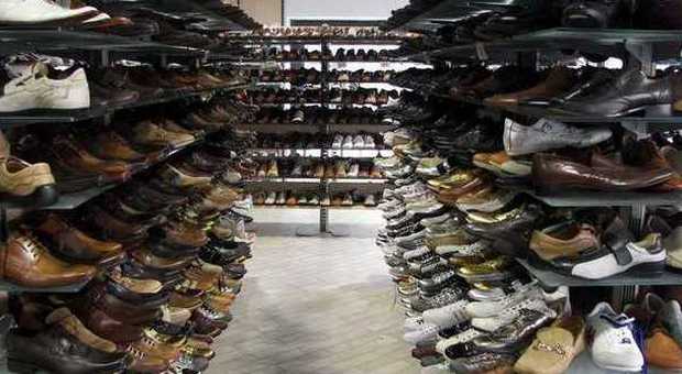 Le calzature tirano l'export delle Marche