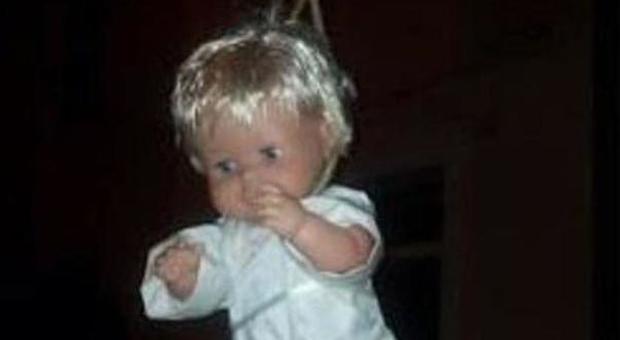 La Spezia choc: bambinello rapito dal presepe e trovato impiccato