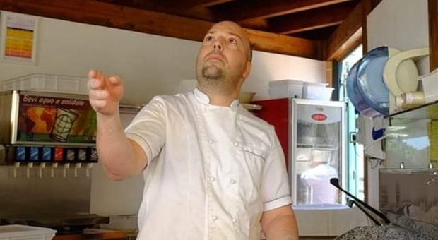 Tragica coincidenza: lo chef è morto sulla stessa strada su cui due anni fa rimase gravente ferito in un incidente