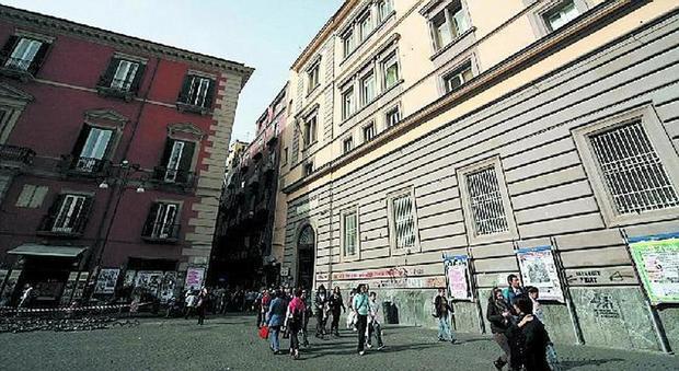 Napoli, corridoi vietati nell'intervallo studenti in rivolta al Genovesi