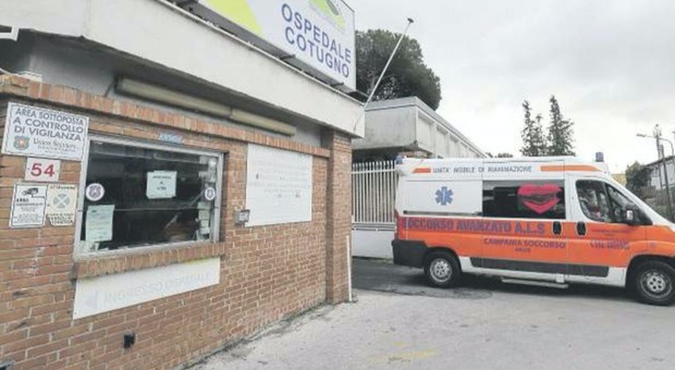 Coronavirus in Campania, il rebus delle rianimazioni: i posti per i malati ci sono, mancano gli anestesisti