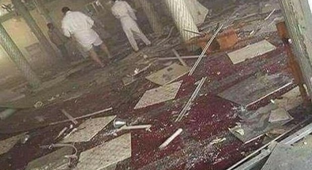 Attacco kamikaze a Kabul in una moschea sciita: almeno 6 morti