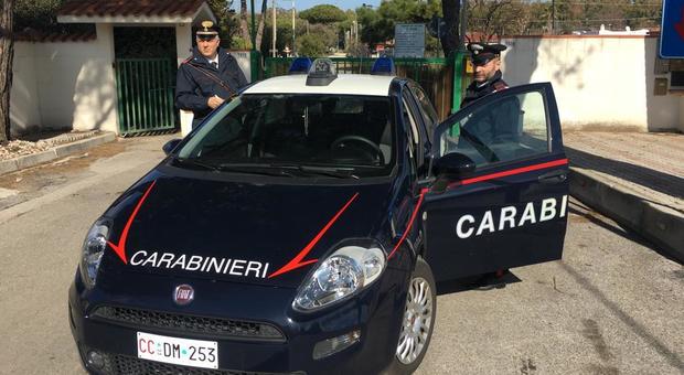 Stalking, droga e pronto soccorso danneggiato: arresti e denunce dei carabinieri