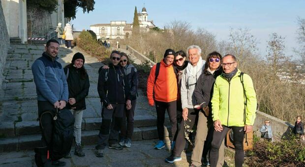 Settanta pellegrini sul "Cammino dei papà" da Rovigo a Monselice
