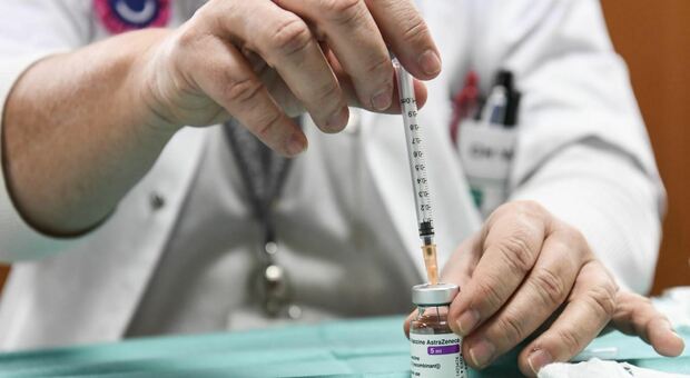 20.400 dosi del vaccino AstraZeneca sono giunte all'ospedale dell'Angelo di Mestre