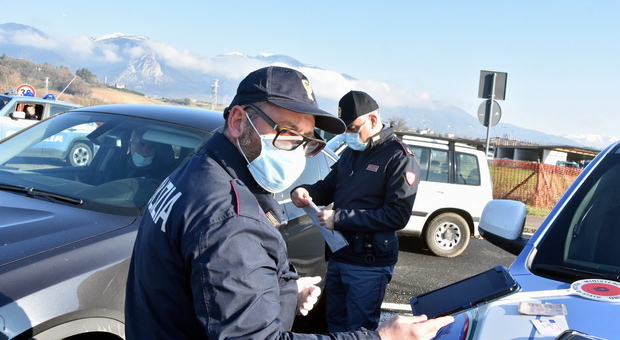 In vacanza a Terni per spacciare cocaina: arrestati due albanesi