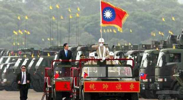 Taiwan sfida la Cina, “clonata” la parata militare per la vittoria della Seconda Guerra Mondiale