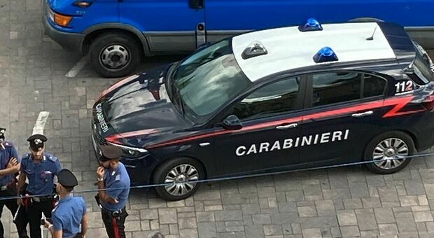 I carabinieri intervenuti in piazza