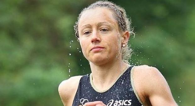 Julia Viellehner, la star del triathlon lotta ancora per la vita. "Condizioni disperate"