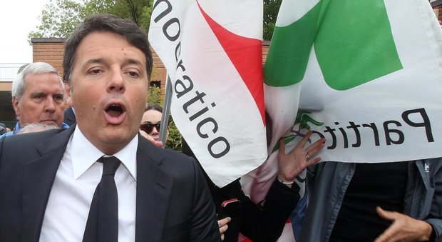 Renzi attacca ancora D'Alema: «Ha rotto il Pd. Lealtà a chi vince le primarie»