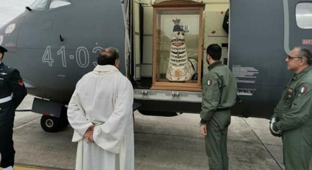 Coronavirus, spunta la fake news sulla Madonna di Loreto: nessun pellegrinaggio contro la pandemia
