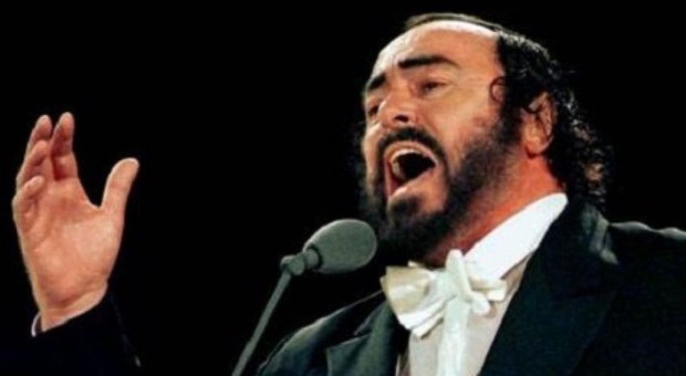 Pavarotti, a 12 anni dalla scomparsa Modena gli rende omaggio con due “Bohème” e una serata con Fiorella Mannoia