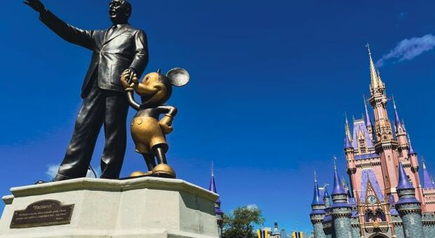 Walt Disney, Bob Iger torna come CEO un anno dopo aver lasciato l'azienda