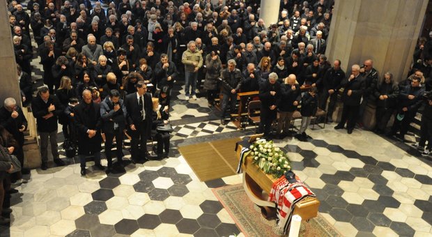 Anastasi, il funerale