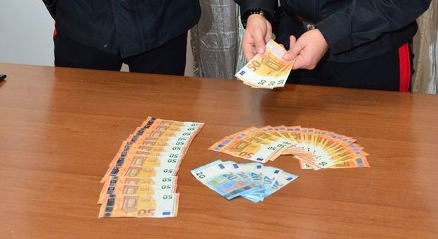 Banconote false pronte per essere vendute, un arresto dei carabinieri