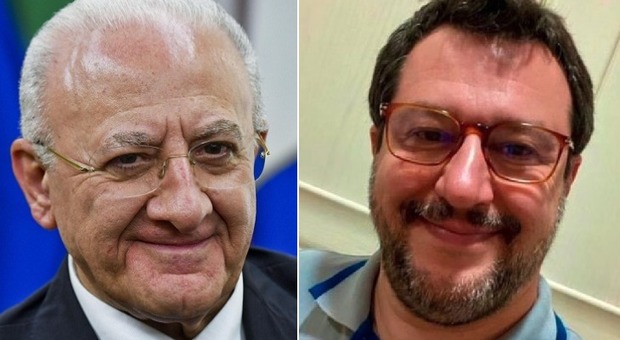 De Luca vs Salvini: «Ha comprato gli occhiali nuovi color pannolino di bimbo e sta girando l'Italia per farli vedere»