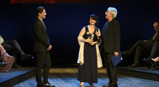 Le Maschere del Teatro Italiano, dalla Sastri ai Marlene Kunz tutti i premiati del 2019