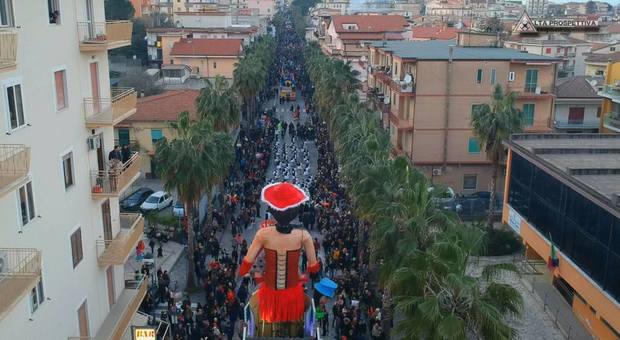 Il derby del Carnevale: Agropoli «sfida» Manfredonia su Facebook