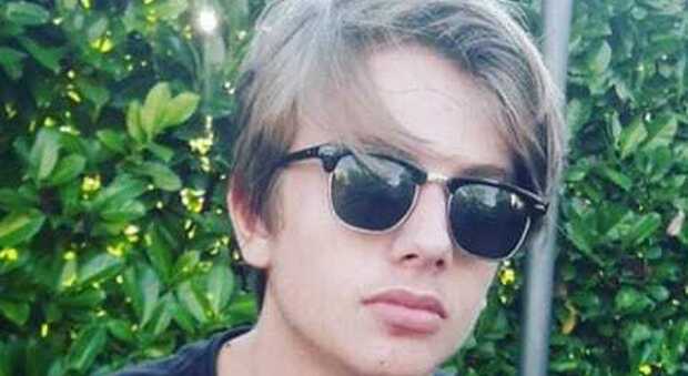 Alessio Baraim Canaj, lo studente 18enne del liceo Giorgione morto in un incidente in moto