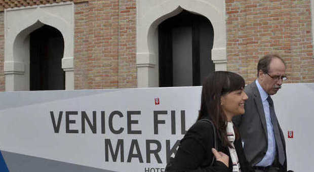 Debora Serracchiani e Gianni Torrenti alla Mostra del cinema di Venezia