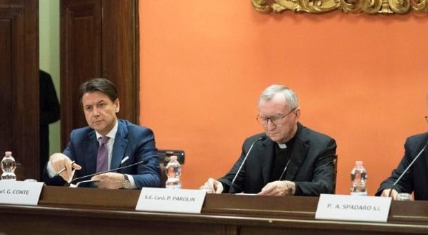 Il timore della diplomazia vaticana a parlare delle azioni della Turchia, Parolin evita persino di pronunciare il nome