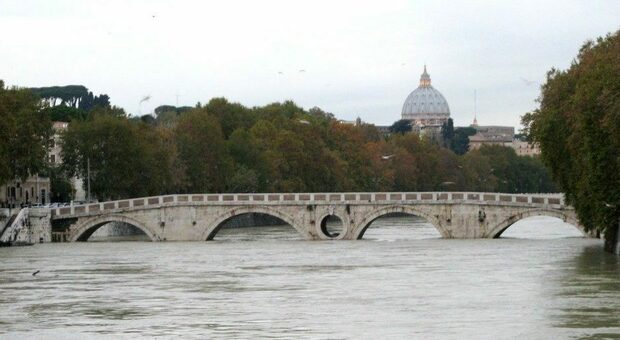 Roma e il Tevere, una storia infinita. Aneddoti e testimonianze storiche nell’evento “Il Tevere, l’esondazioni e il Ponte Rotto”