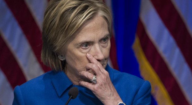 Clinton torna a parlare dopo la sconfitta: "Non volevo più uscire di casa"