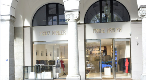 Dpcm, negozio aperto ieri a Bolzano chiude oggi: «Ne è valsa la pena, abbiamo voluto mandare un messaggio»
