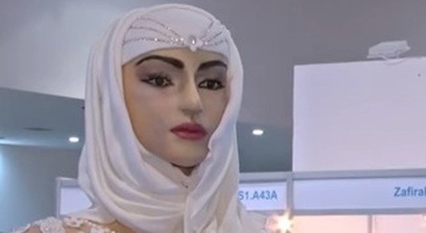 Dubai, l'ultima trovata: una torta a forma di sposa del valore di un milione di dollari