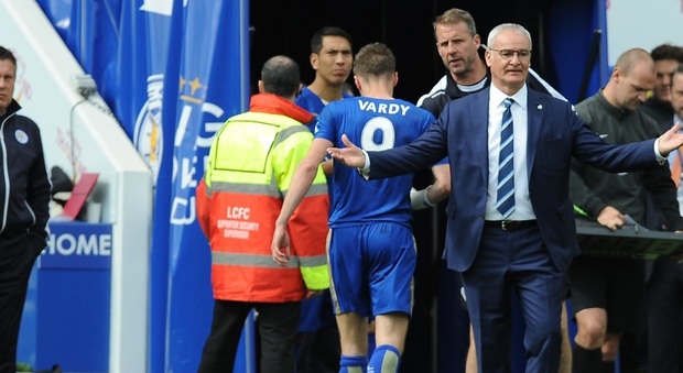 Jamie Vardy del Leicester e il tecnico Claudio Ranieri